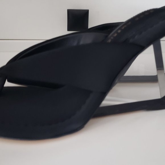 NWT: Good American Clear Block Heel Thong Sandals Size 5 - Picture 7 of 10